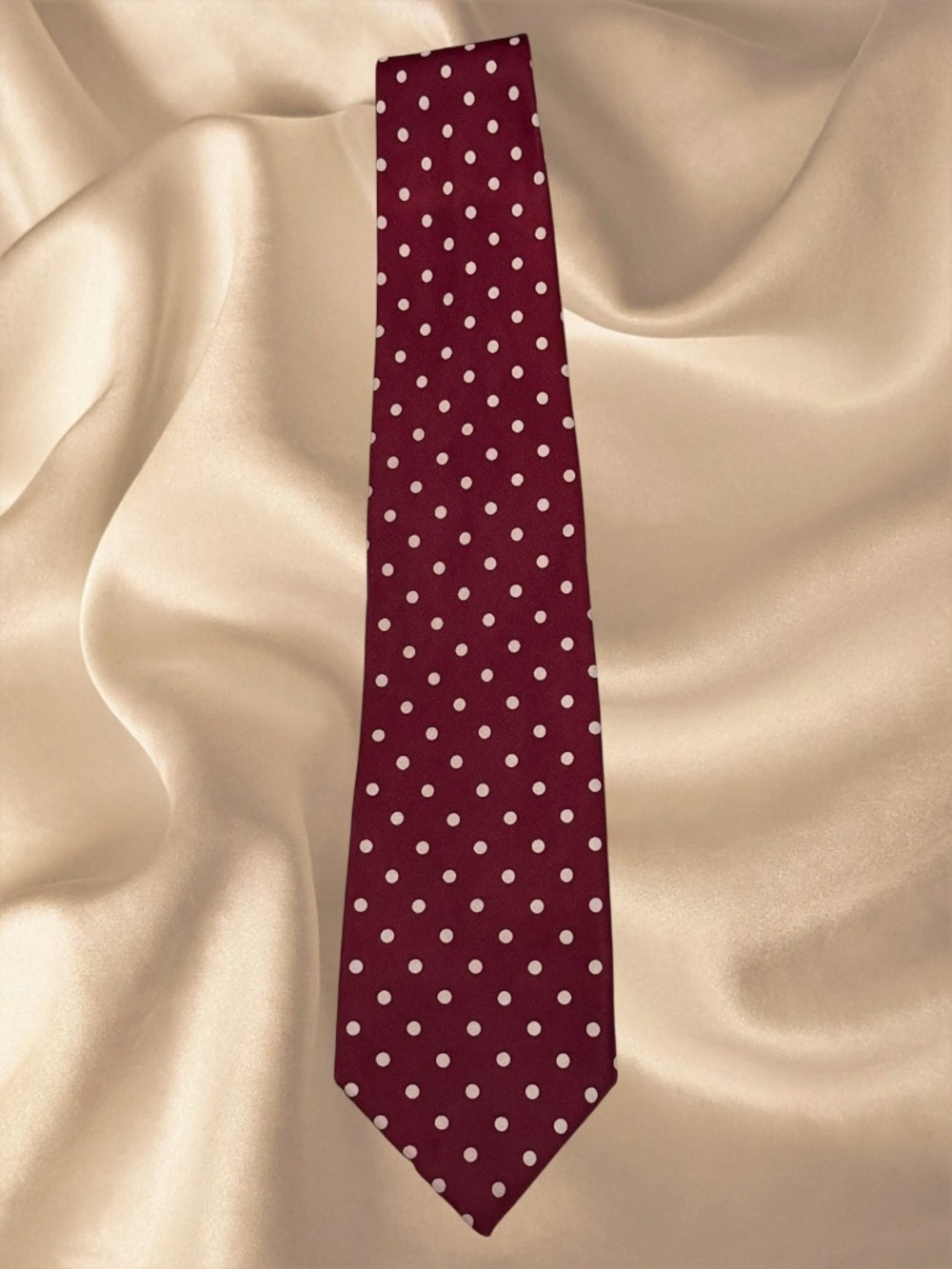 BURBERRYS OF LONDON Burgundy Polka Dot Silk Tie Classic Beauty EUC